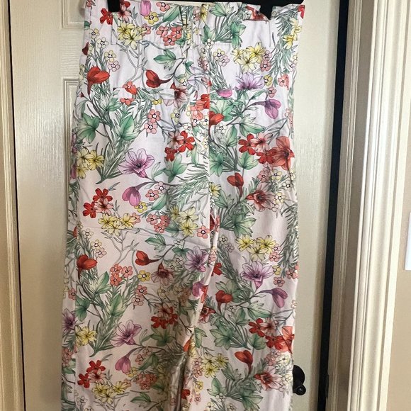 Zara Flower Pattern Coulotte Pant - Picture 4 of 5